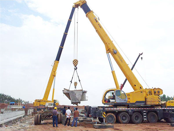 如何購(gòu)買一臺(tái)好的隨車吊？購(gòu)買隨車吊注意事項(xiàng)